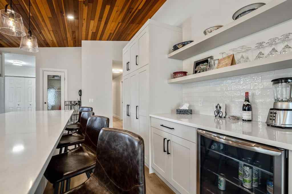 MLS® A2206334 - 24 Mountain View Park  in West Bragg Creek Bragg Creek, Residential