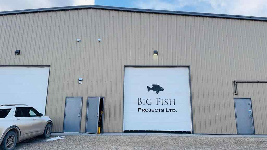 MLS® A2206340 - Unit #102 25 Beju Industrial Drive Drive  in Beju Industrial Park Sylvan Lake, Commercial