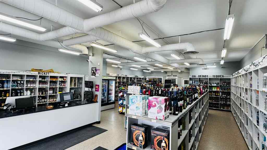 MLS® A2206340 - Unit #102 25 Beju Industrial Drive Drive  in Beju Industrial Park Sylvan Lake, Commercial
