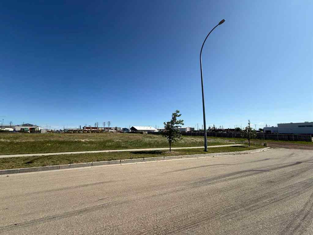 MLS® A2206361 - Unit #Lot 5A 10102 130 Avenue  in Northridge Grande Prairie, Land