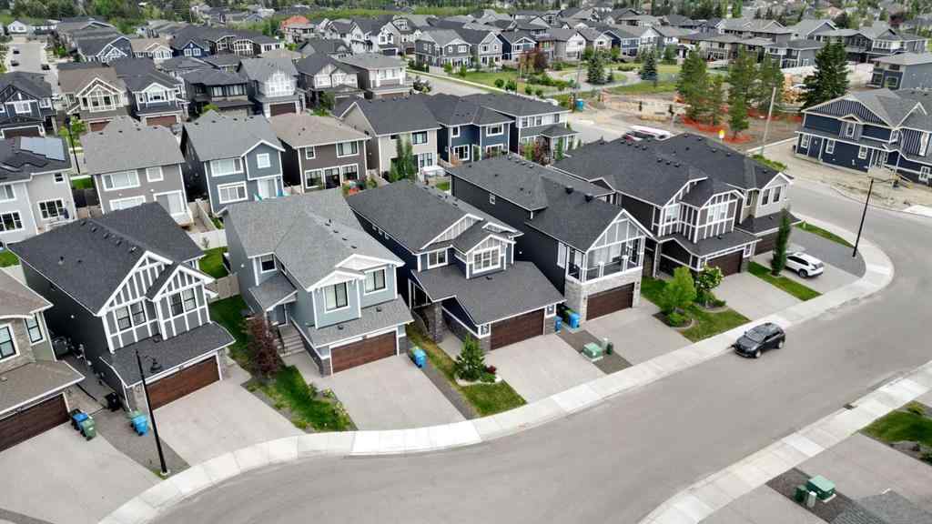MLS® A2206366 - 18 West Grove Mews SW in West Springs Calgary, Residential