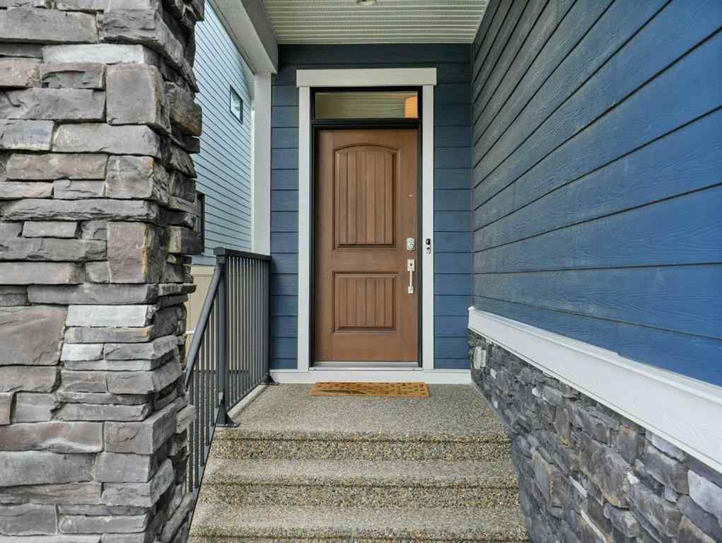MLS® A2206366 - 18 West Grove Mews SW in West Springs Calgary, Residential
