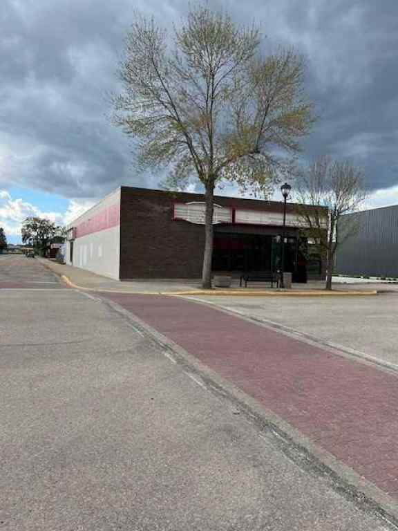 MLS® A2206379 - 5102 50 Street  in NONE Whitecourt, Commercial