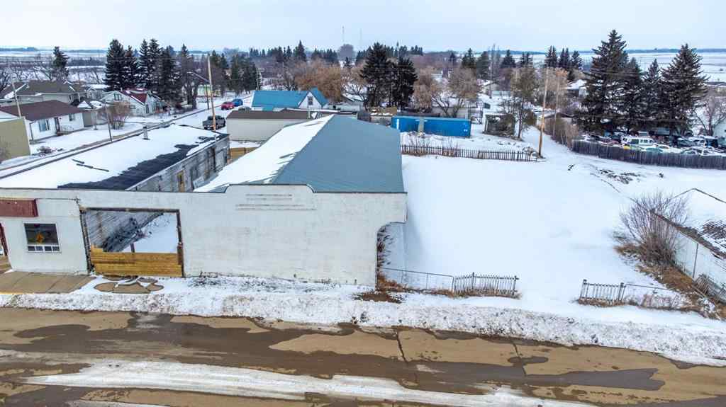 MLS® A2206398 - 5012 50 Street  in Holden Holden, Commercial