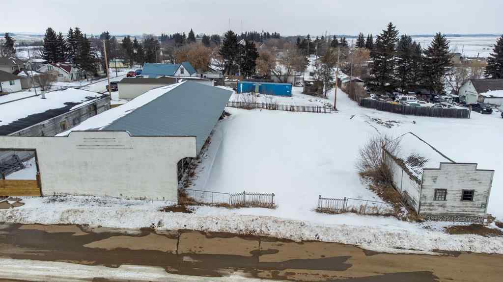 MLS® A2206398 - 5012 50 Street  in Holden Holden, Commercial