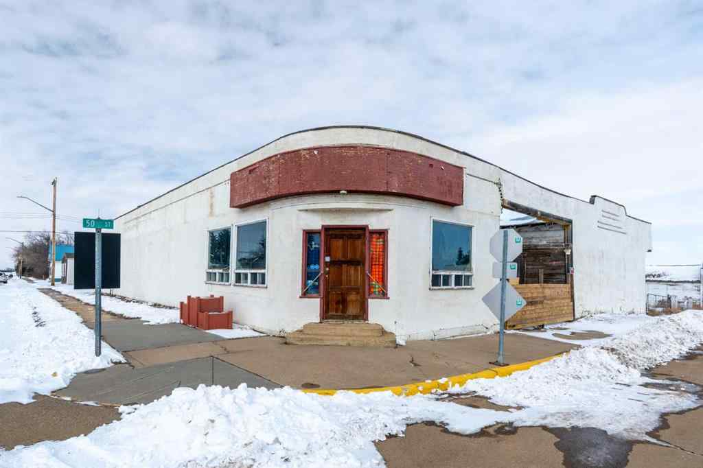 MLS® A2206398 - 5012 50 Street  in Holden Holden, Commercial