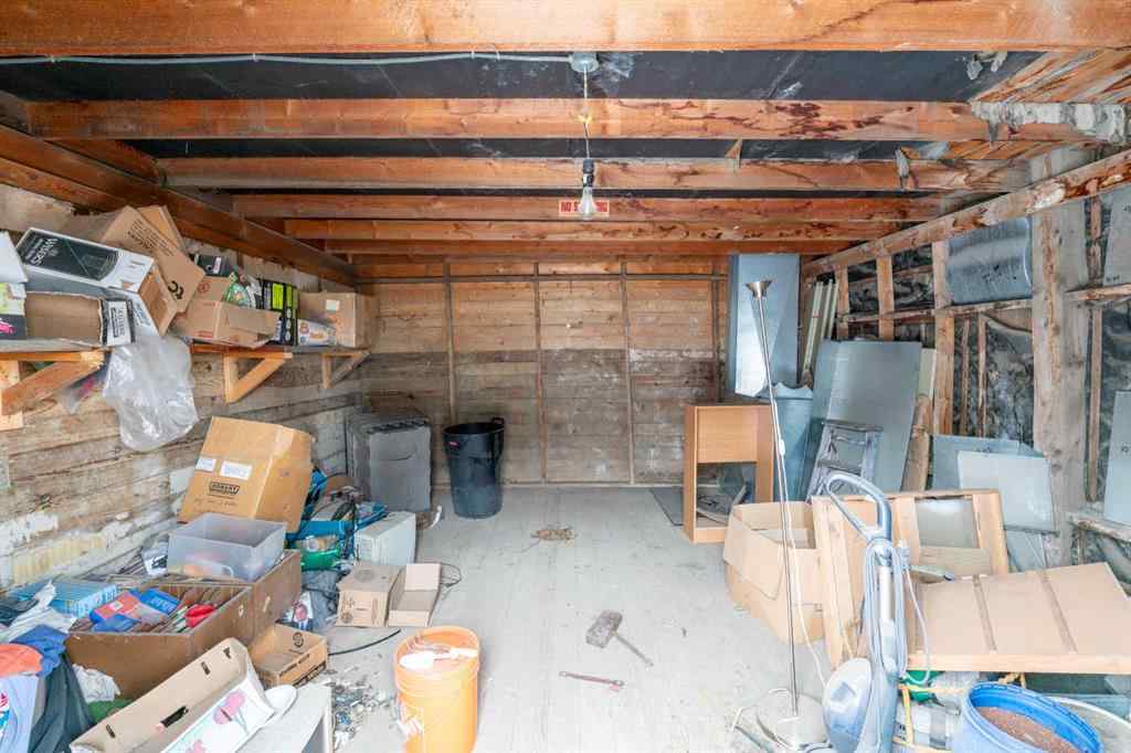 MLS® A2206398 - 5012 50 Street  in Holden Holden, Commercial