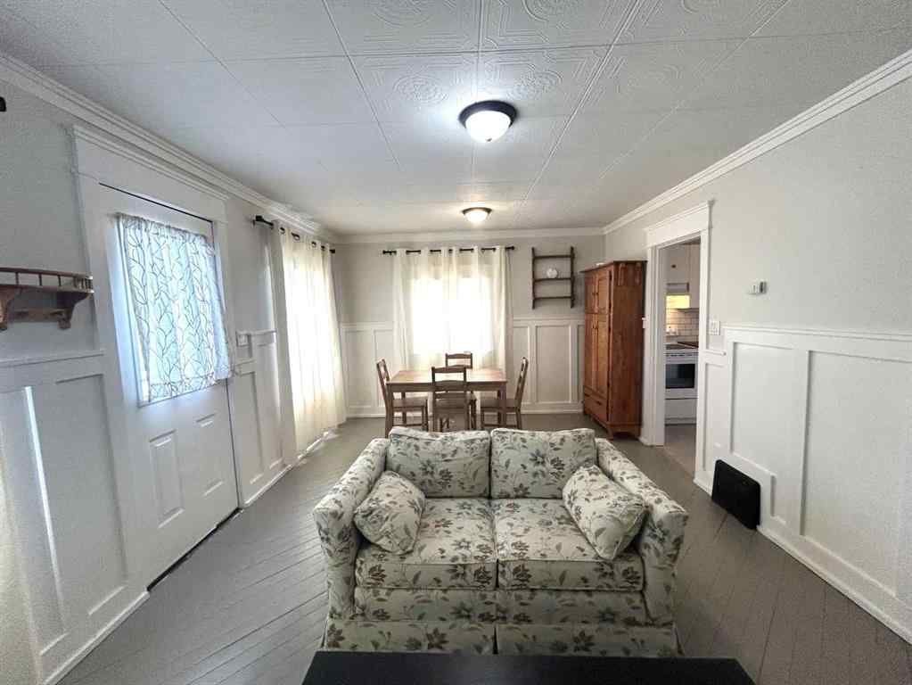 MLS® A2206448 - 5114 48 Avenue  in Forestburg Forestburg, Residential