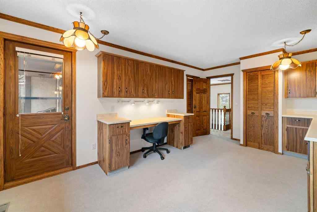 MLS® A2206456 - 166 Blueridge Rise  in Blueridge Estates Rural Rocky View County, Residential