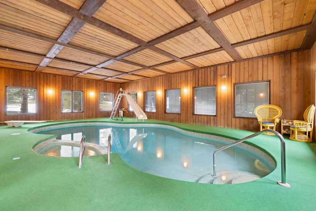 MLS® A2206456 - 166 Blueridge Rise  in Blueridge Estates Rural Rocky View County, Residential