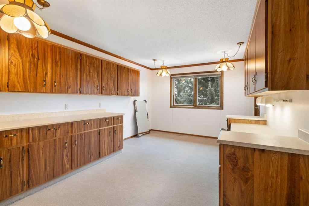 MLS® A2206456 - 166 Blueridge Rise  in Blueridge Estates Rural Rocky View County, Residential