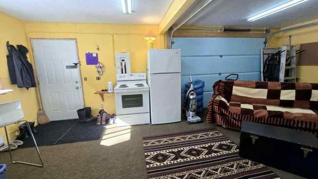 MLS® A2206480 - 1856 Highway 813   in NONE Calling Lake, Residential