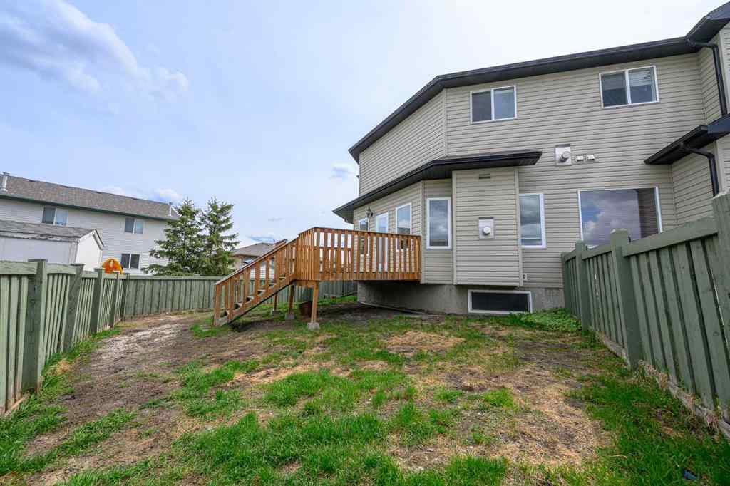 MLS® A2206483 - 11402 82 Avenue  in Westpointe Grande Prairie, Residential