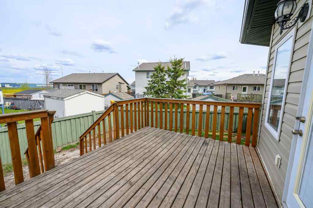 MLS® A2206483 - 11402 82 Avenue  in Westpointe Grande Prairie, Residential