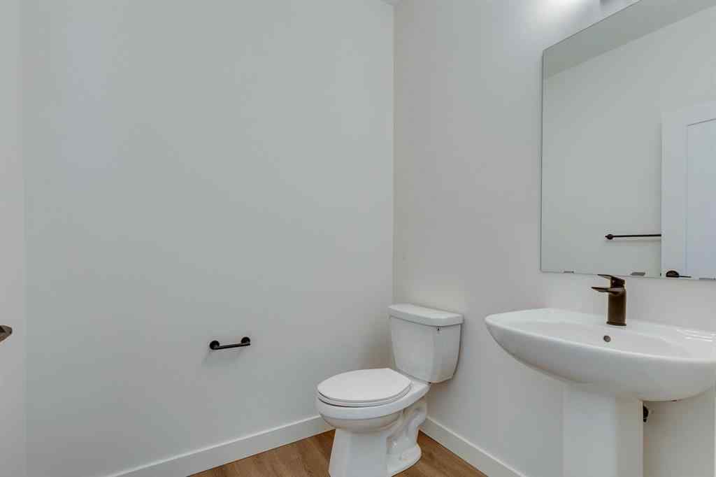 MLS® A2206542 - 22 Belvedere Terrace SE in Belvedere Calgary, Residential