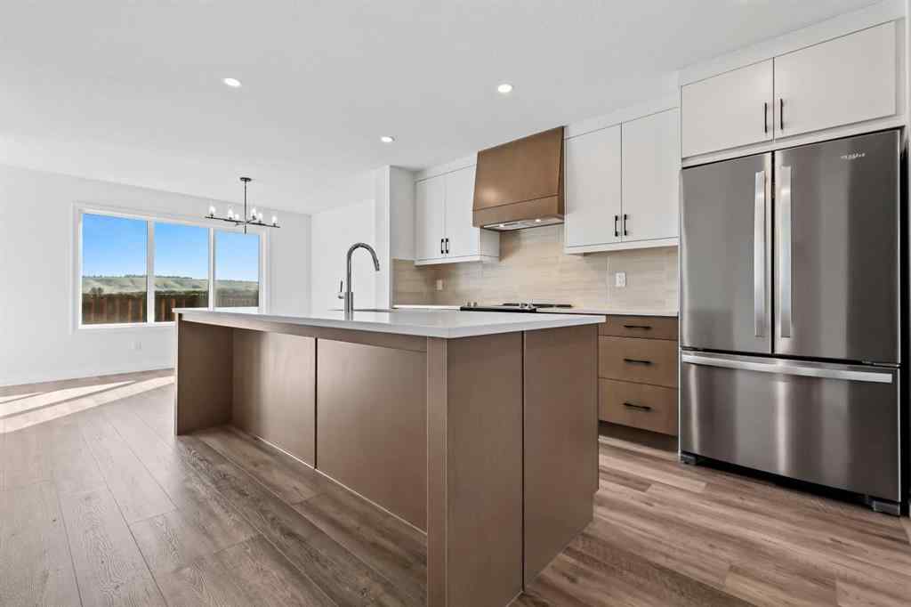 MLS® A2206779 - 898 Wolf Willow Boulevard SE in Wolf Willow Calgary, Residential