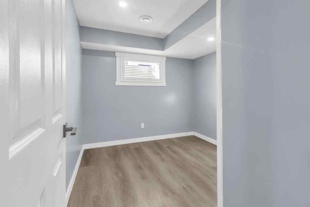 MLS® A2206806 - 111 Pinemill Mews NE in Pineridge Calgary, Residential