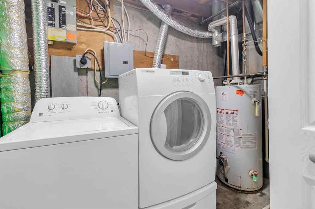 MLS® A2206806 - 111 Pinemill Mews NE in Pineridge Calgary, Residential