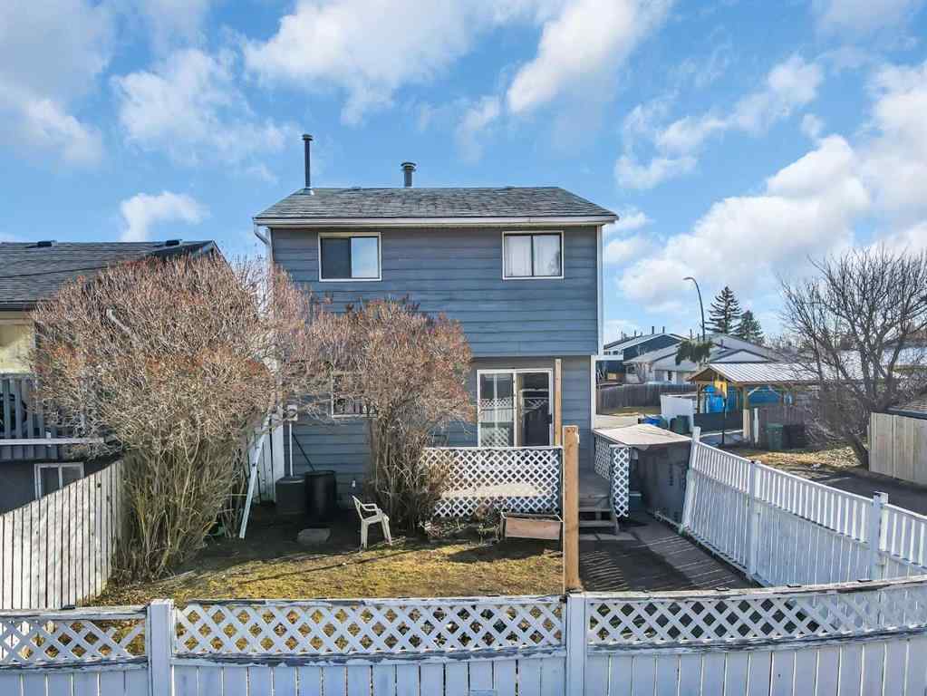 MLS® A2206806 - 111 Pinemill Mews NE in Pineridge Calgary, Residential