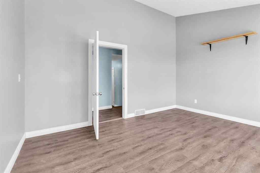 MLS® A2206806 - 111 Pinemill Mews NE in Pineridge Calgary, Residential
