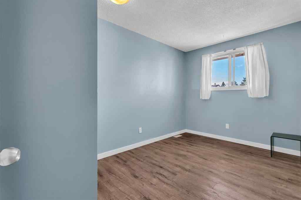MLS® A2206806 - 111 Pinemill Mews NE in Pineridge Calgary, Residential