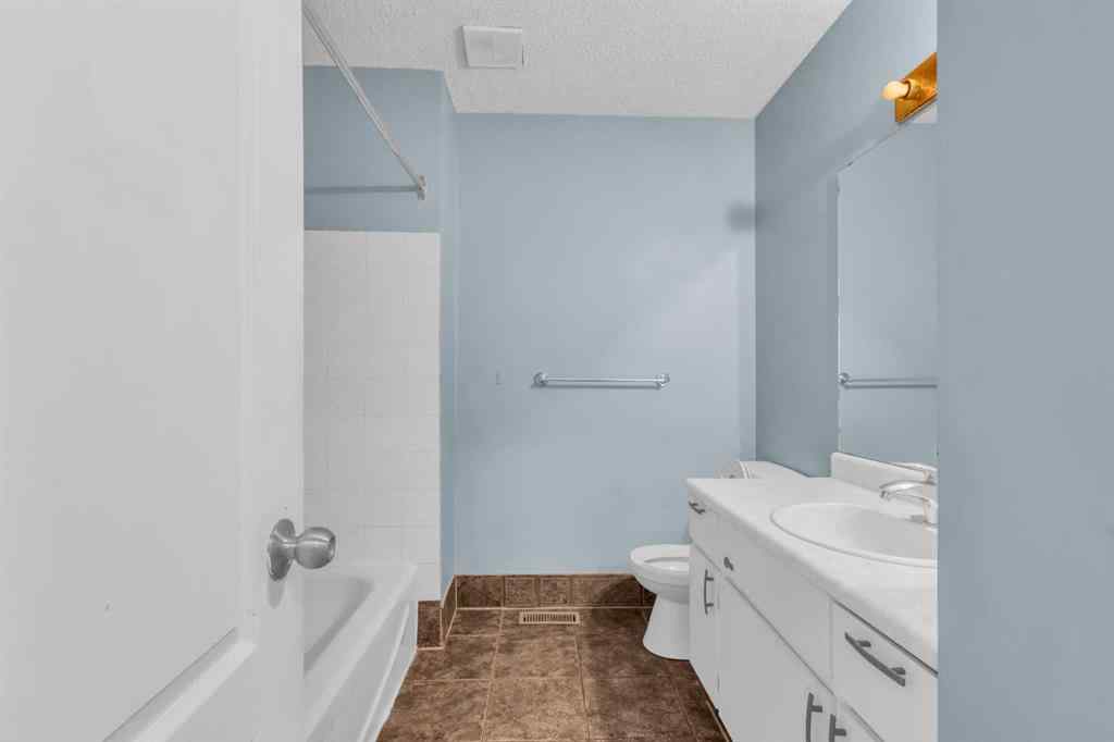 MLS® A2206806 - 111 Pinemill Mews NE in Pineridge Calgary, Residential