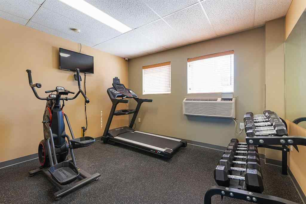 MLS® A2207063 - 4820 50 Avenue  in West Commercial Lloydminster, Commercial