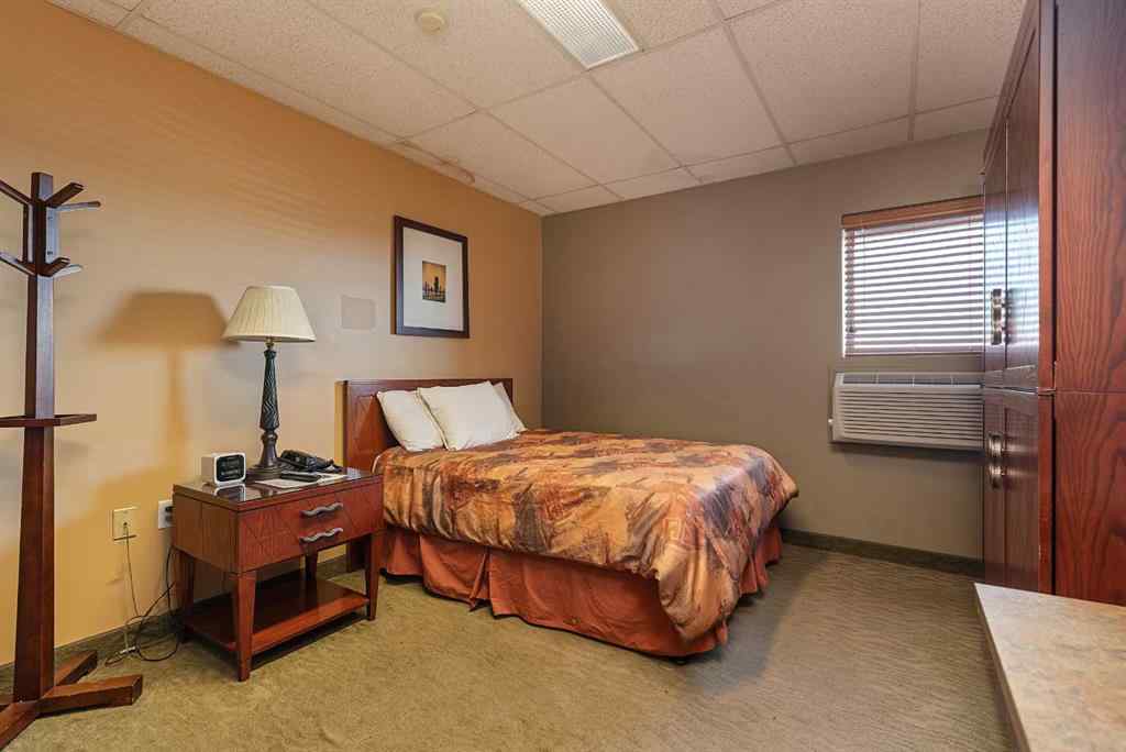 MLS® A2207063 - 4820 50 Avenue  in West Commercial Lloydminster, Commercial
