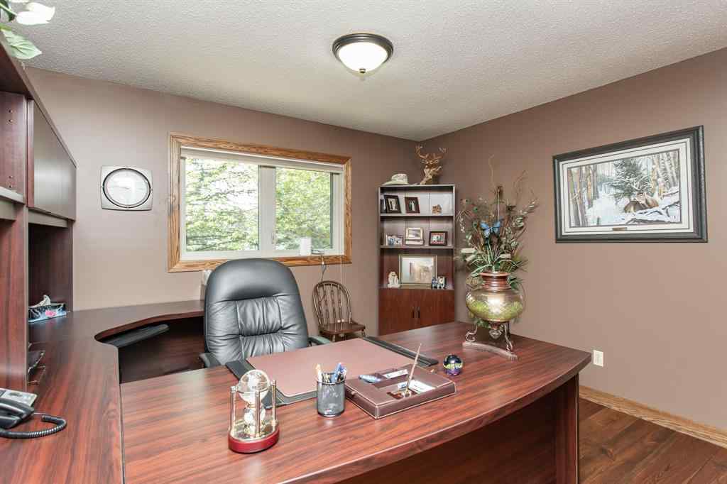 MLS® A2207098 - 38212 Range Road 252   in NONE Rural Lacombe County, Residential