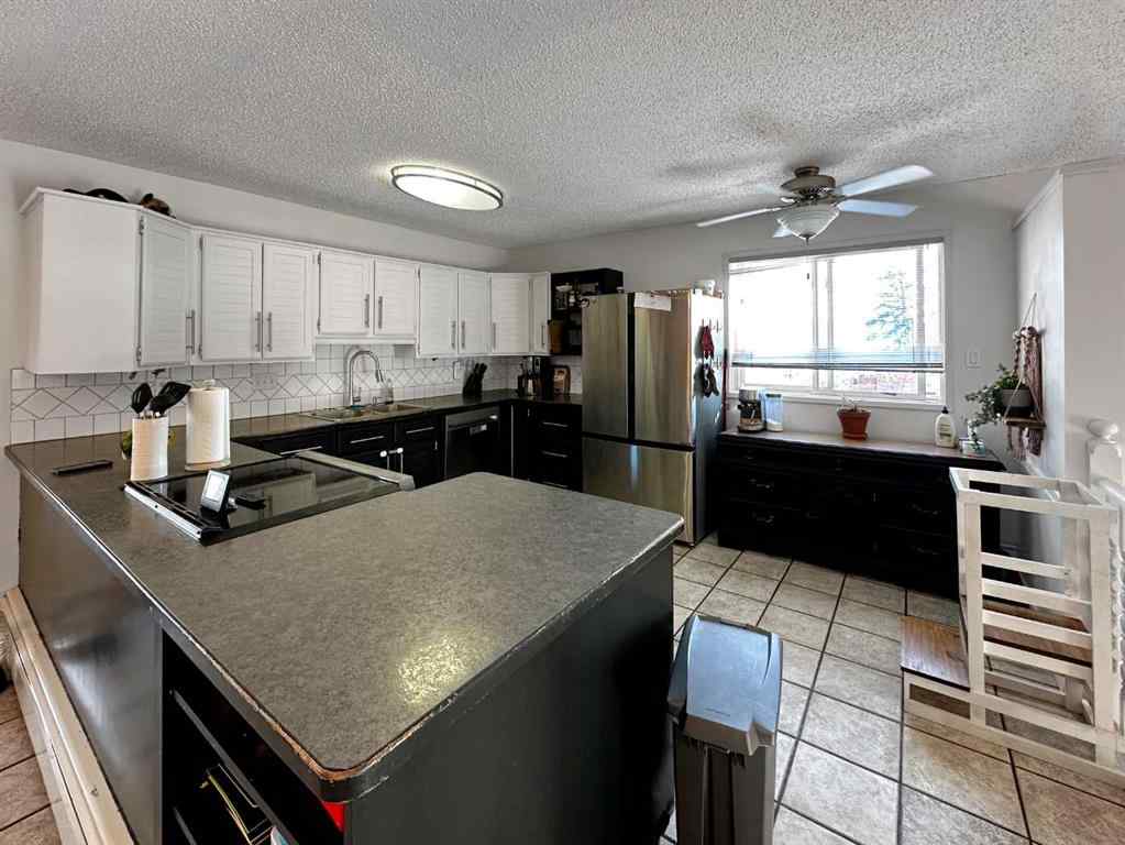 MLS® A2207109 - 4433 51 Avenue  in NONE Valleyview, Residential