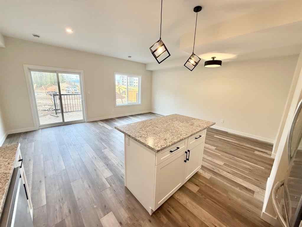 MLS® A2207113 - 326B BOUTIN Avenue  in Hardisty Hinton, Residential