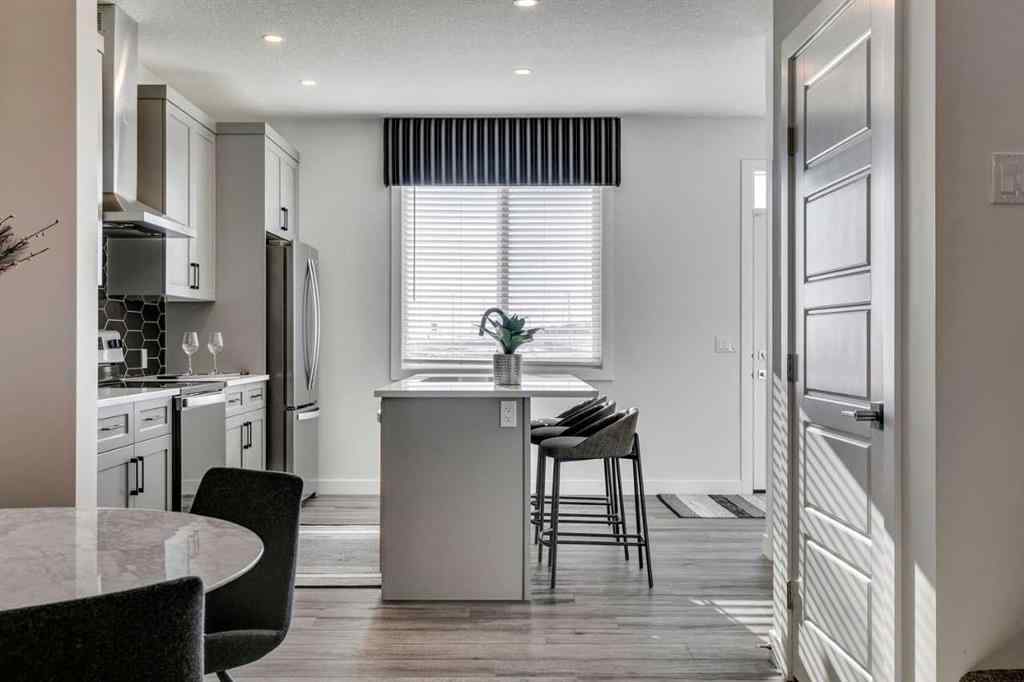 MLS® A2207125 - 435 Chelsea Port Crossing  in Chelsea_CH Chestermere, Residential