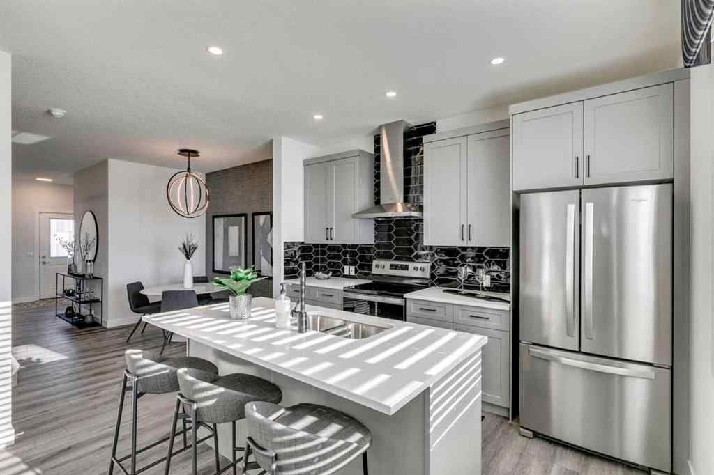 MLS® A2207125 - 435 Chelsea Port Crossing  in Chelsea_CH Chestermere, Residential