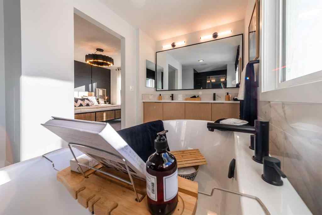 MLS® A2207151 - 503 Lawthorn Way SE in Lanark Airdrie, Residential