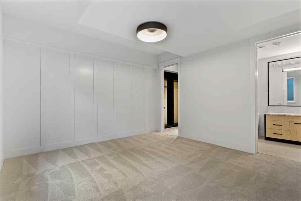 MLS® A2207173 - 1016 Beverley Boulevard SW in Bel-Aire Calgary, Residential