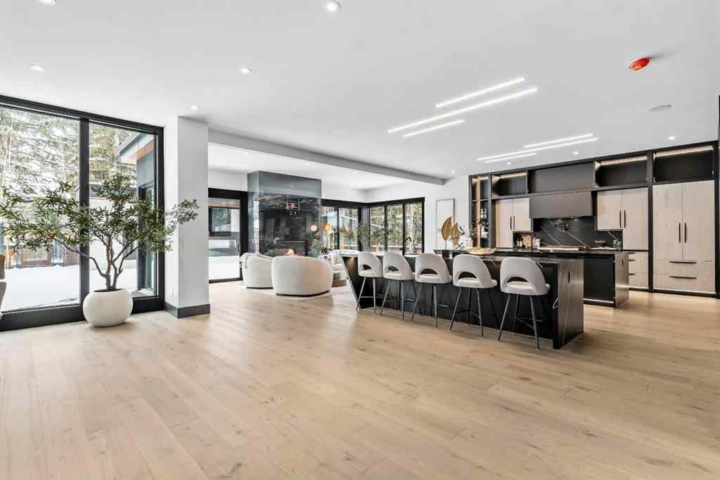 MLS® A2207173 - 1016 Beverley Boulevard SW in Bel-Aire Calgary, Residential
