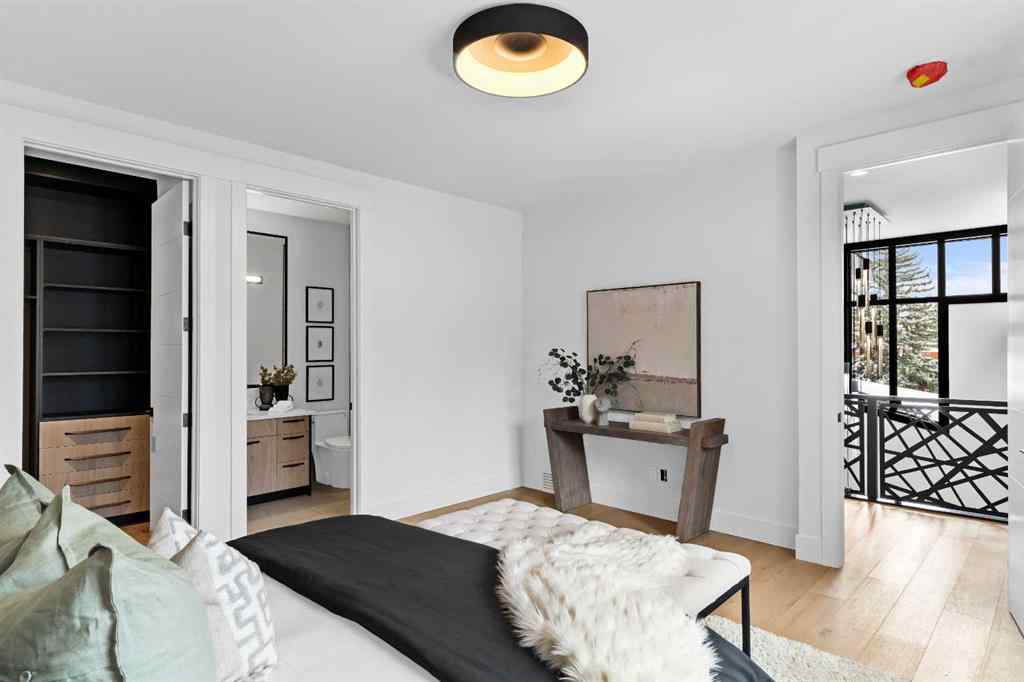 MLS® A2207173 - 1016 Beverley Boulevard SW in Bel-Aire Calgary, Residential