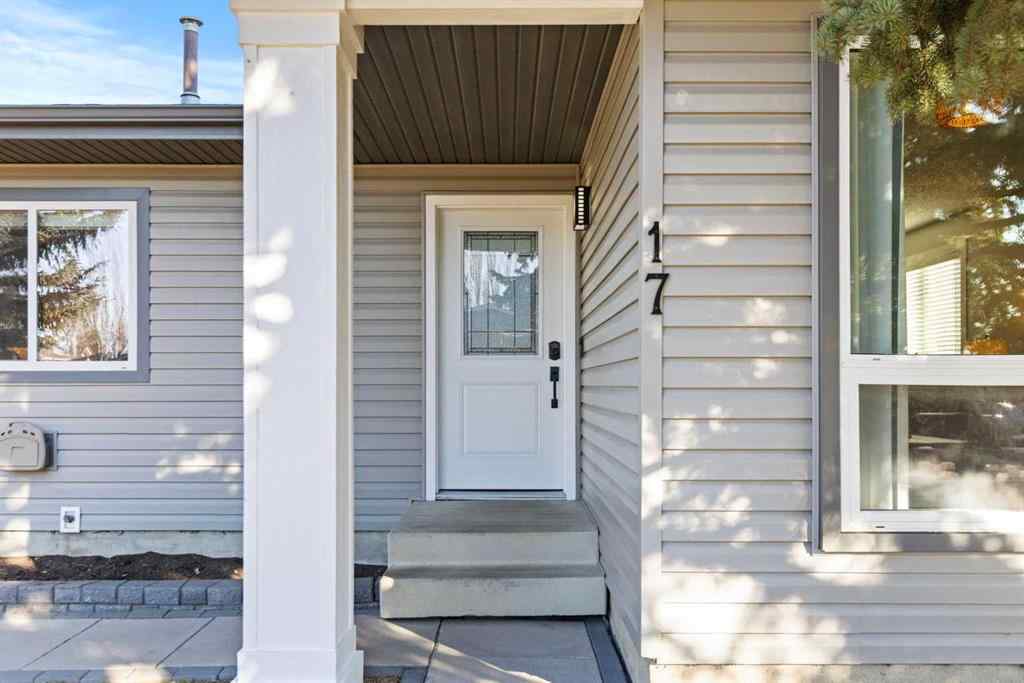 MLS® A2207180 - 17 Welch Crescent  in Downey Ridge Okotoks, Residential
