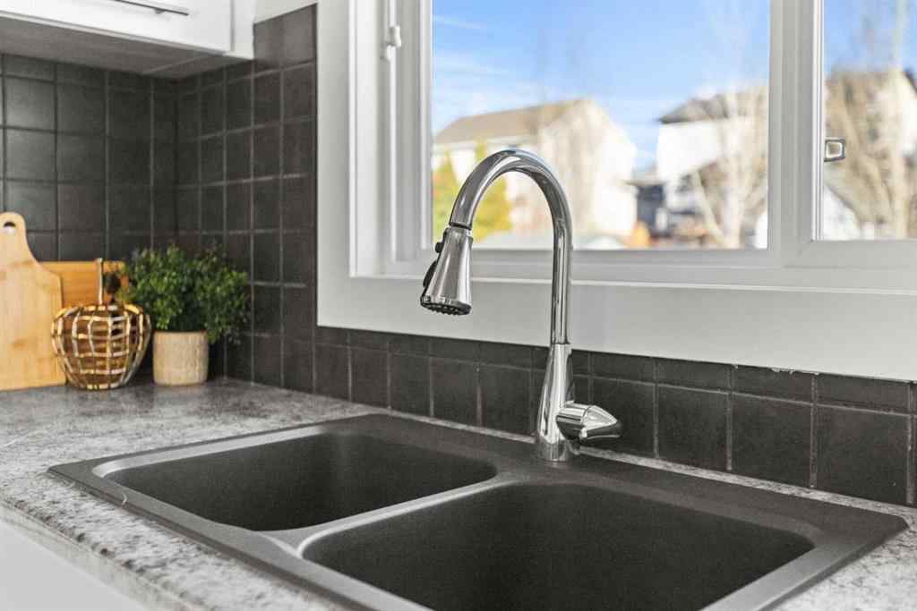 MLS® A2207180 - 17 Welch Crescent  in Downey Ridge Okotoks, Residential