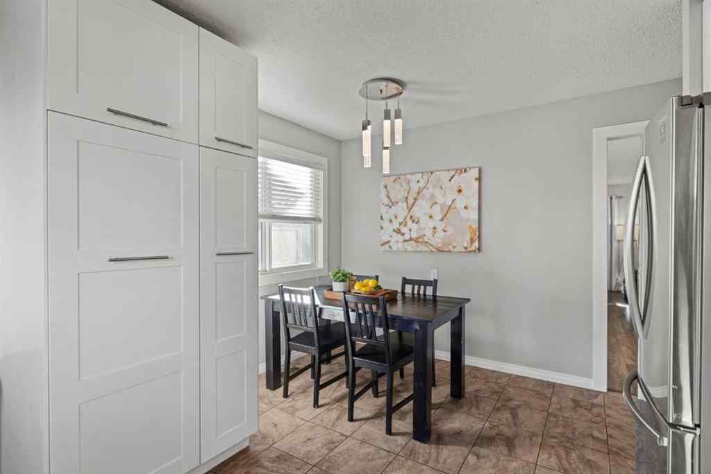 MLS® A2207180 - 17 Welch Crescent  in Downey Ridge Okotoks, Residential