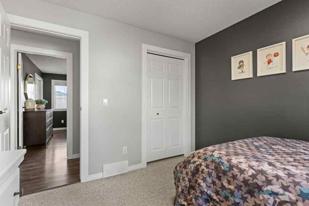MLS® A2207180 - 17 Welch Crescent  in Downey Ridge Okotoks, Residential