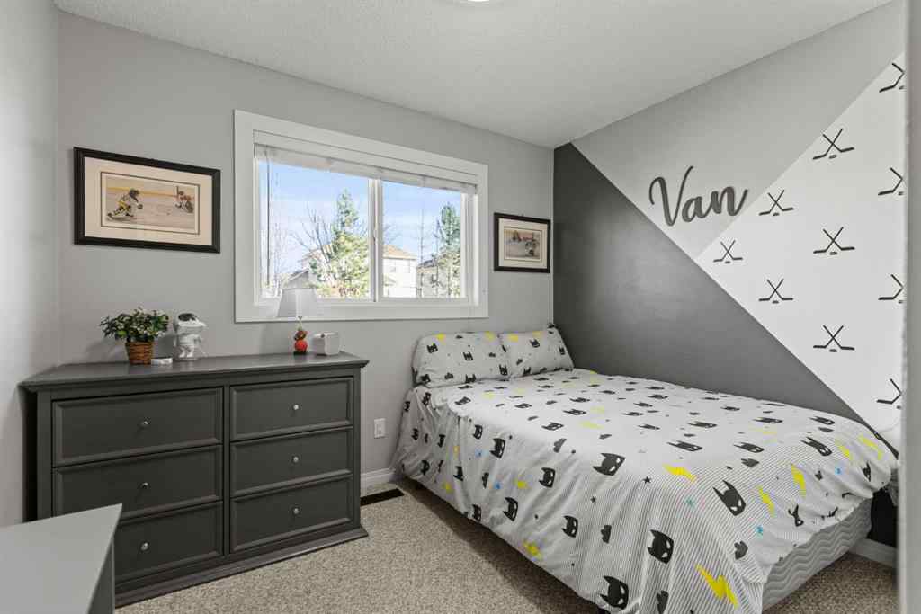 MLS® A2207180 - 17 Welch Crescent  in Downey Ridge Okotoks, Residential