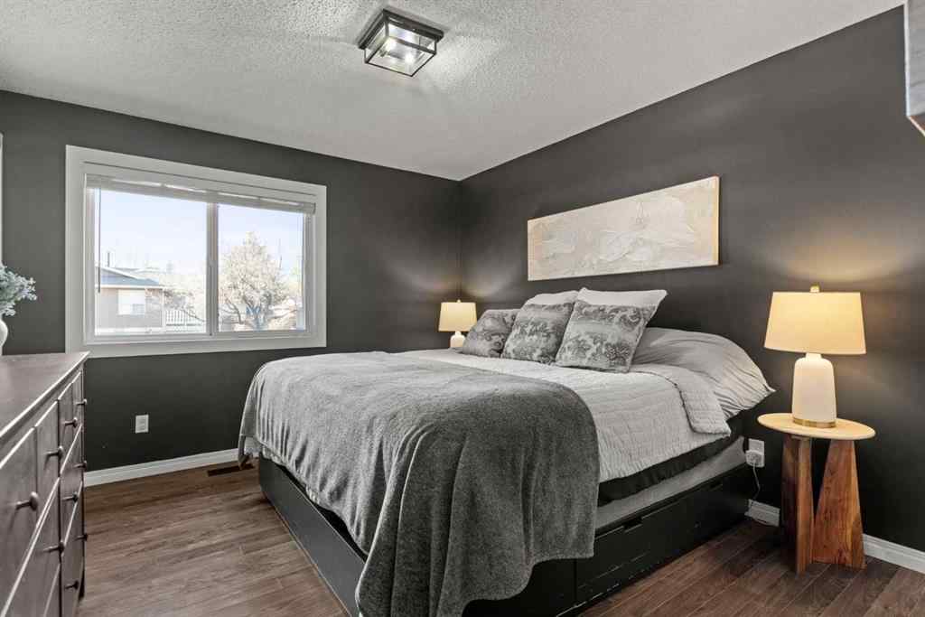 MLS® A2207180 - 17 Welch Crescent  in Downey Ridge Okotoks, Residential
