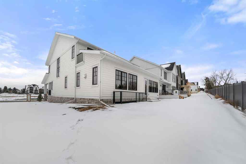 MLS® A2207187 - 298 Bessborough Drive  in Currie Barracks Calgary, Residential