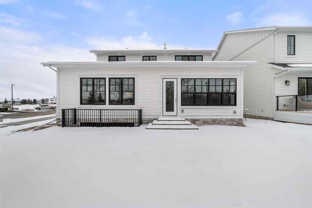 MLS® A2207187 - 298 Bessborough Drive  in Currie Barracks Calgary, Residential