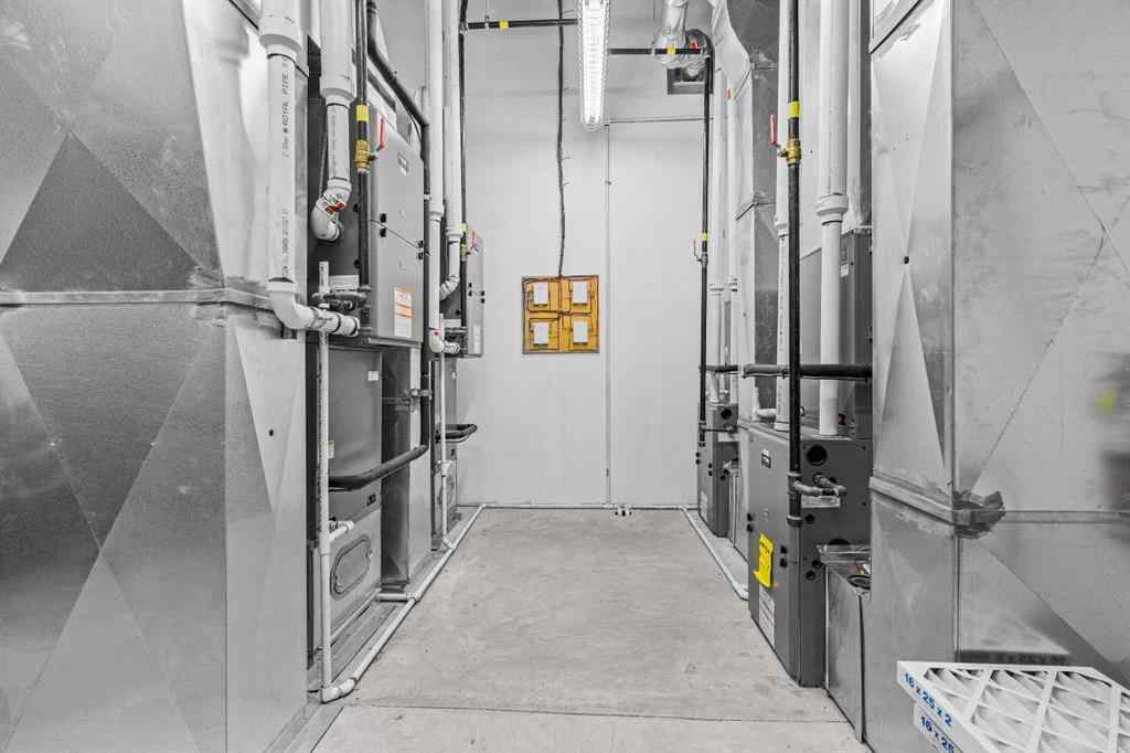 MLS® A2207197 - 5267 67 Avenue  in Hill Industrial Lloydminster, Commercial