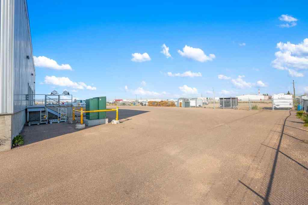 MLS® A2207197 - 5267 67 Avenue  in Hill Industrial Lloydminster, Commercial