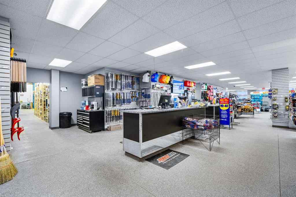 MLS® A2207197 - 5267 67 Avenue  in Hill Industrial Lloydminster, Commercial