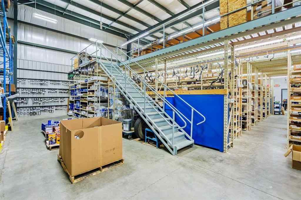 MLS® A2207197 - 5267 67 Avenue  in Hill Industrial Lloydminster, Commercial