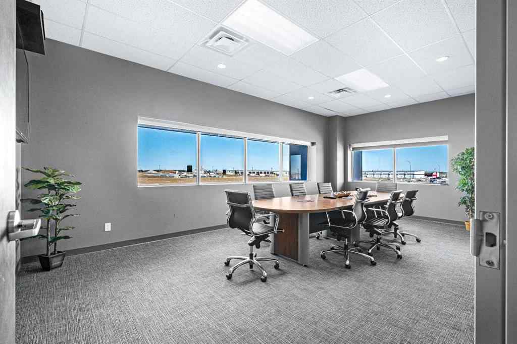 MLS® A2207204 - 5267 67 Avenue  in Hill Industrial Lloydminster, Commercial